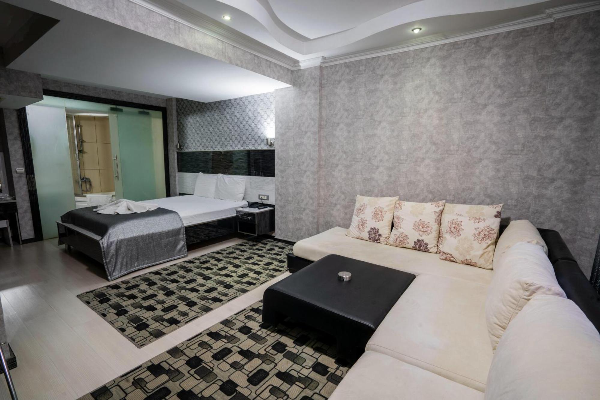 דניזלי Halley Otel מראה חיצוני תמונה